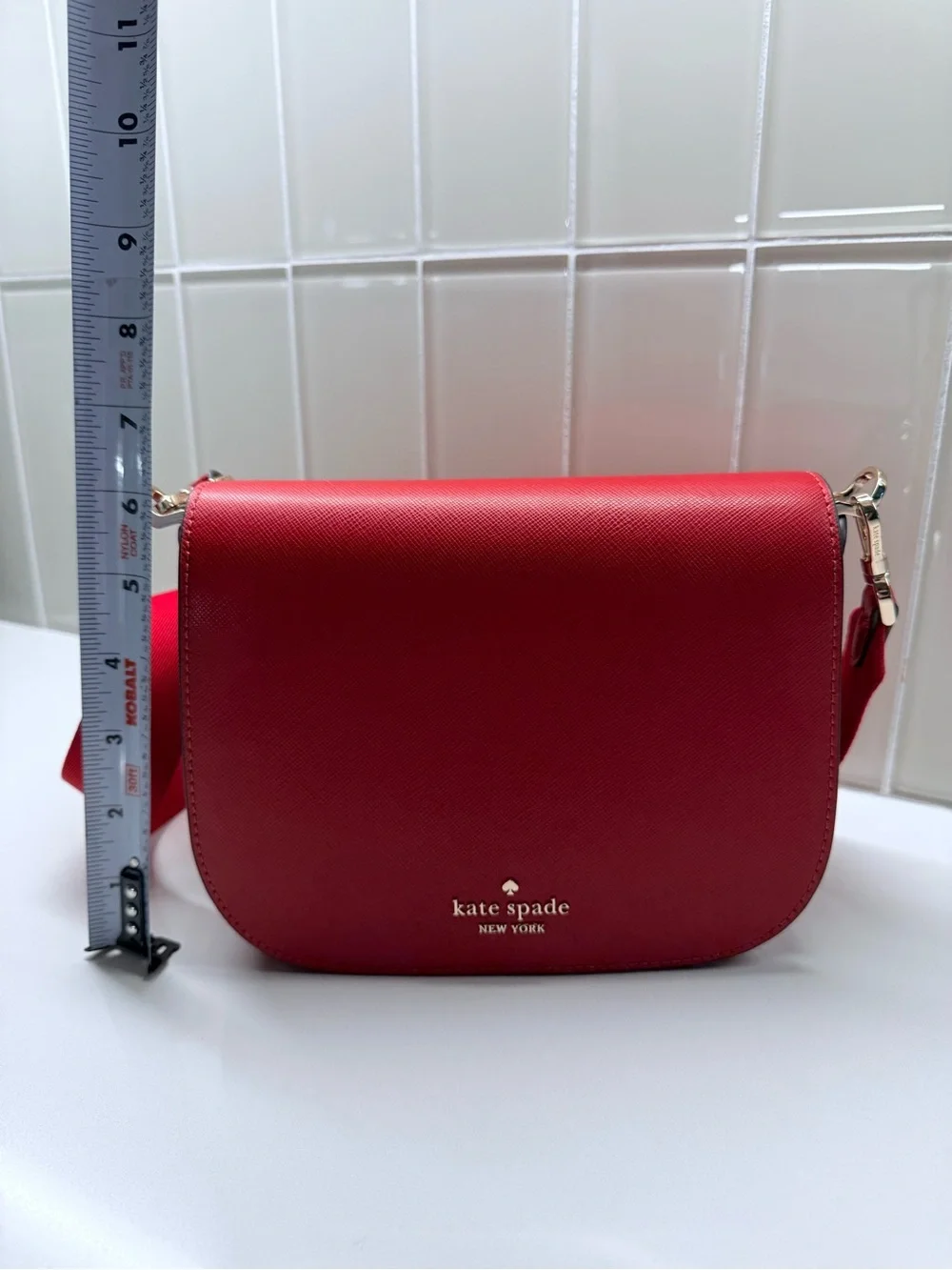 Kate Spade New York Madison Saffiano leather Crossbody with Gold Hardware